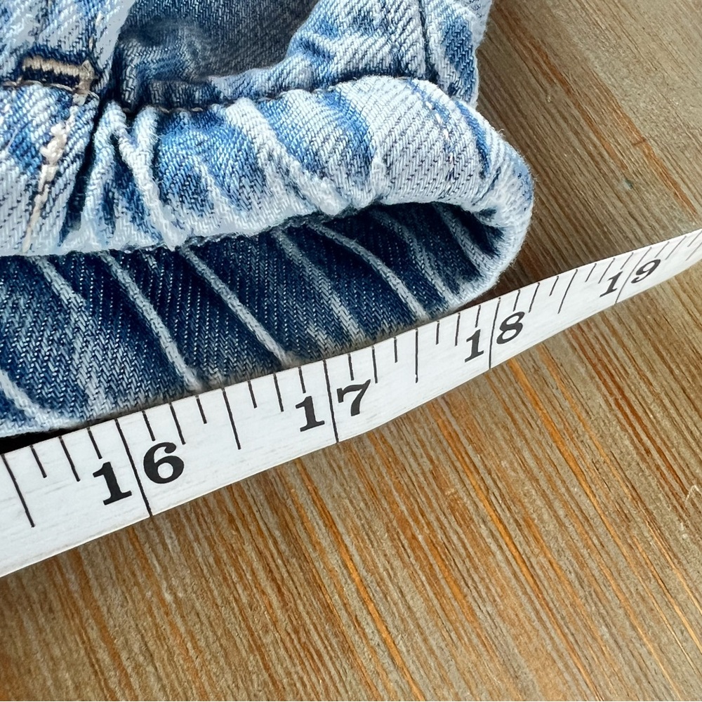 GAP Elastic Waist Jeans - Picture 6 of 8